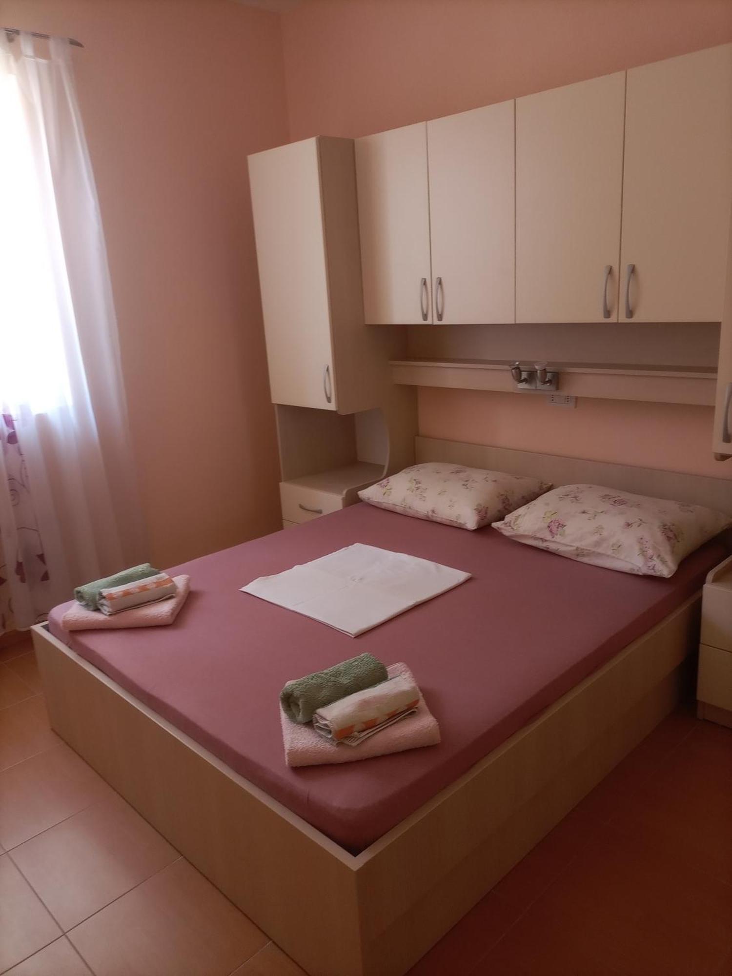 Apartments Vrisika-Family Apartment มาคาร์สกา ภายนอก รูปภาพ